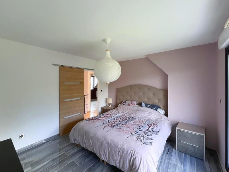 Maison - 167 m² - 6 pièces