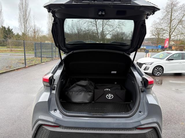 Toyota c-Hr Hybride Rechargeable 225 Design