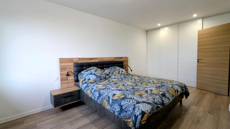 Maison - 161 m² - 6 pièces