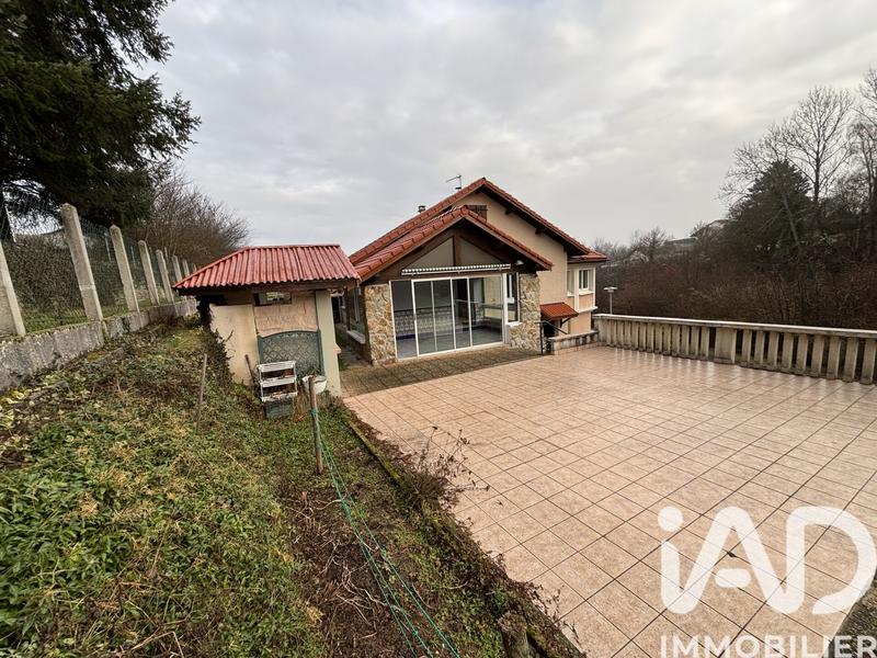 Maison - 100 m² - 5 pièces