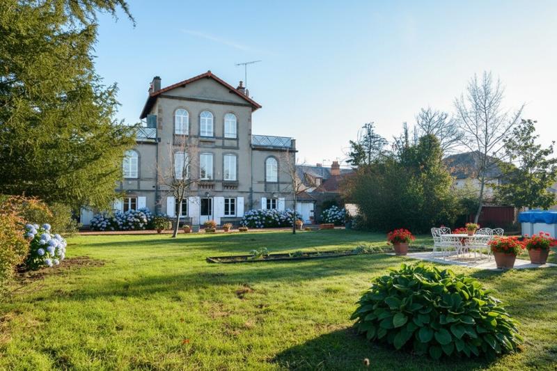 Maison - 297 m² - 11 pièces