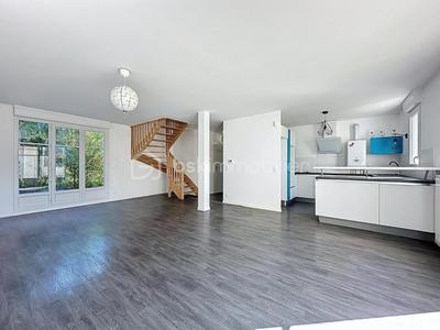 Maison - 132 m² - 7 pièces