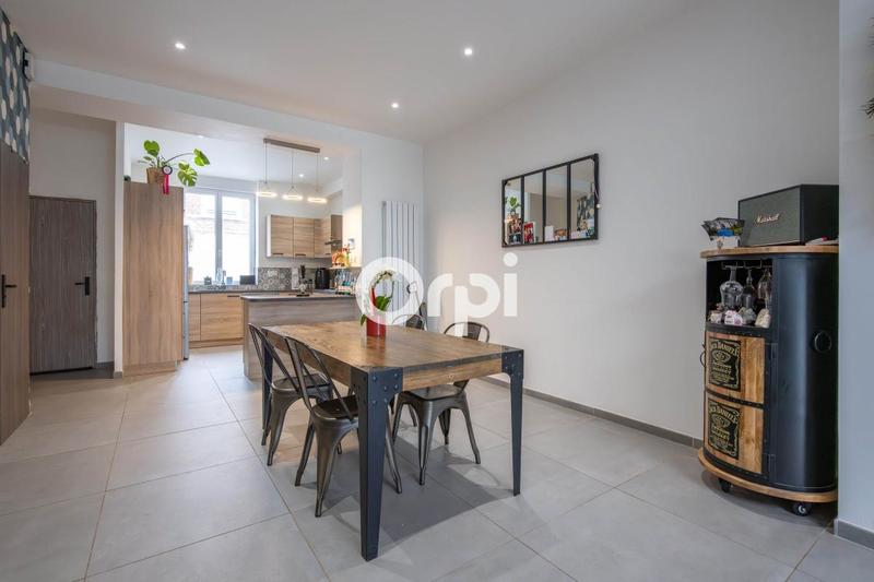 Maison - 147 m² - 4 pièces