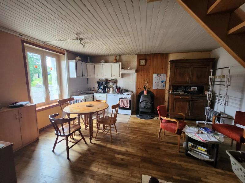 Maison - 102 m² - 5 pièces