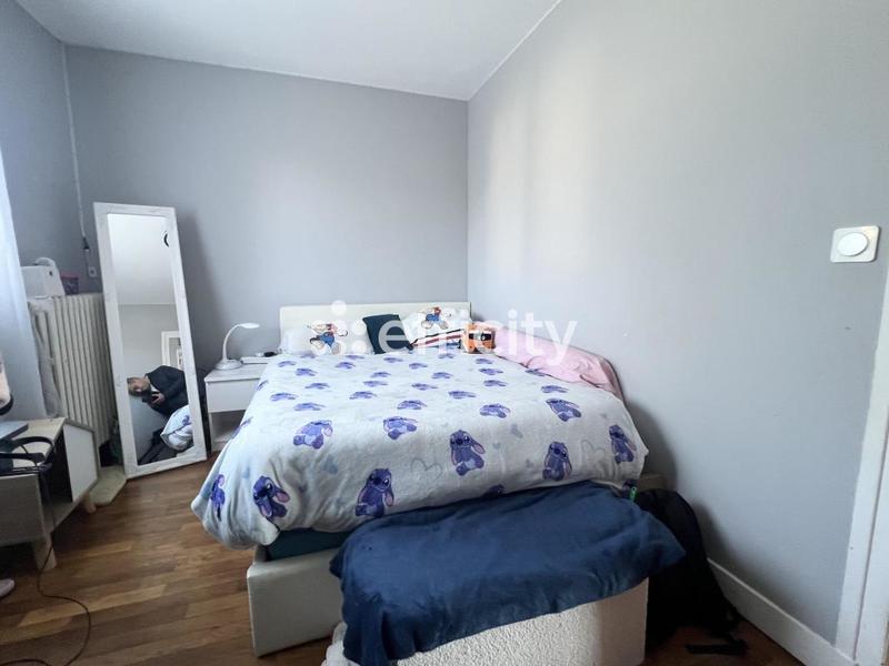 Pavillon - 193 m² - 8 pièces