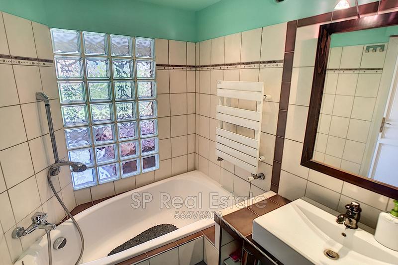 Appartement - 109 m² - 4 pièces