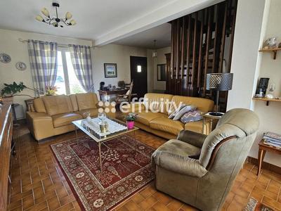 Maison - 126 m² - 6 pièces