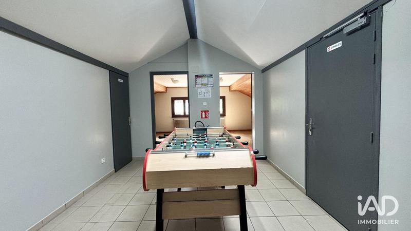 Local commercial - 1 235 m²