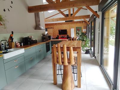 Maison - 150 m² - 5 pièces