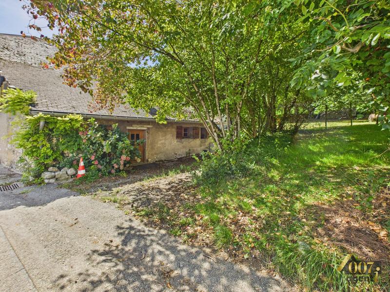 Maison - 225 m² - 8 pièces