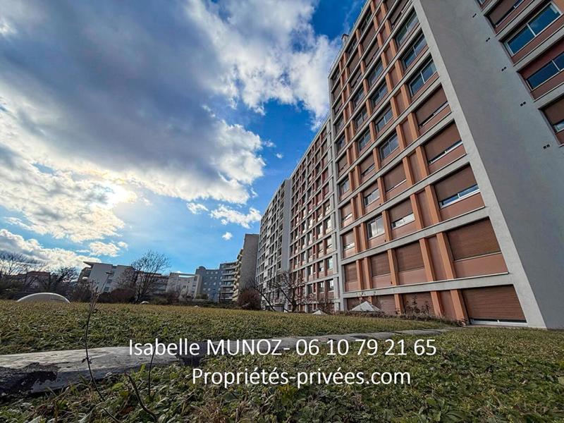 Appartement - 81 m² - 4 pièces