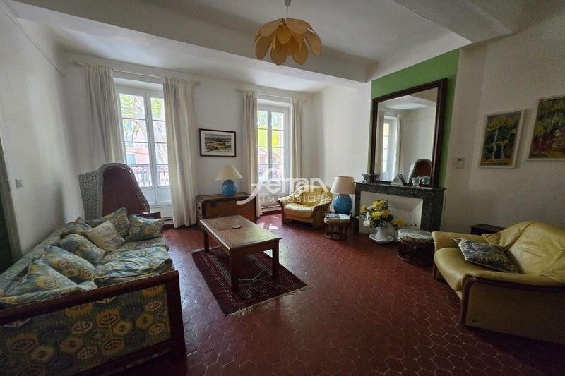 Appartement - 107 m² - 3 pièces