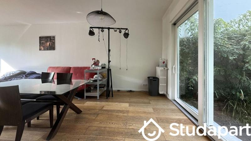 Chambre - 114 m² - 1 pièce