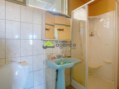 Maison - 285 m² - 11 pièces