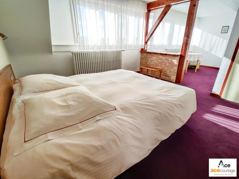 Fonds de commerce - 1 732 m²