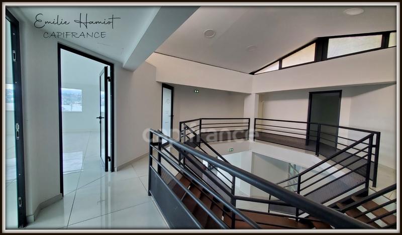 Bureau - 55 m² - 1 pièce