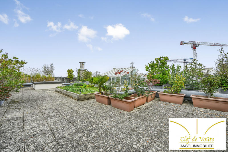 Appartement - 129 m² - 5 pièces