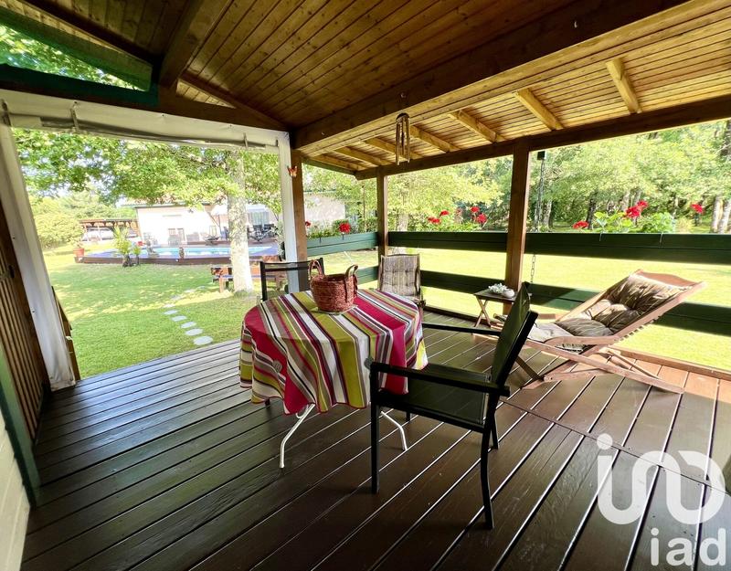 Maison - 202 m² - 7 pièces