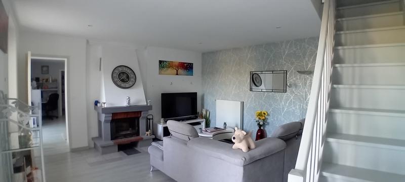 Maison - 220 m² - 8 pièces