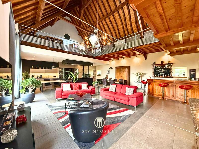 Propriété - 430 m² - 11 pièces