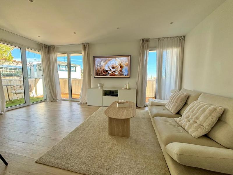 Appartement - 77 m² - 4 pièces