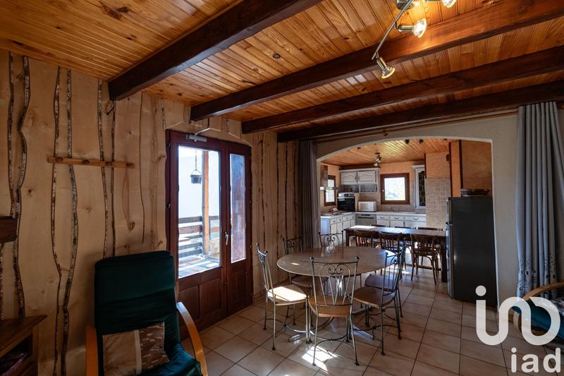 Châlet - 163 m² - 9 pièces