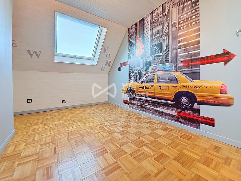 Maison - 187 m² - 6 pièces