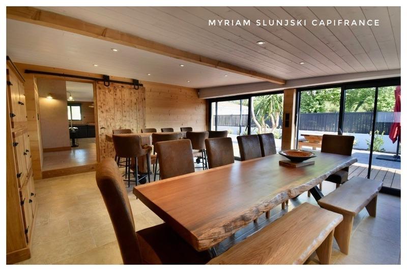 Villa - 210 m² - 6 pièces