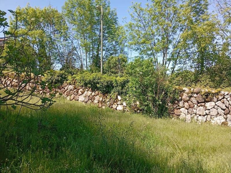 Terrain constructible - 1 100 m²