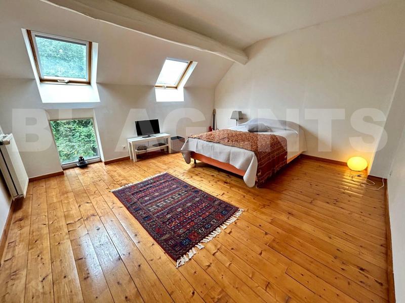 Briarde - 269 m² - 10 pièces