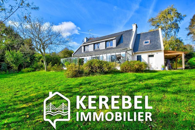 Maison - 180 m² - 7 pièces