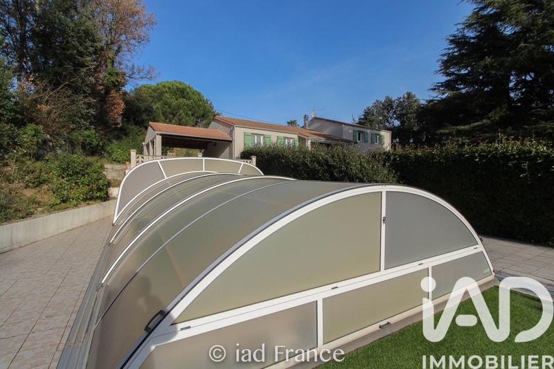 Maison - 143 m² - 6 pièces