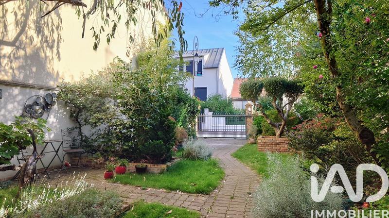 Maison - 146 m² - 6 pièces