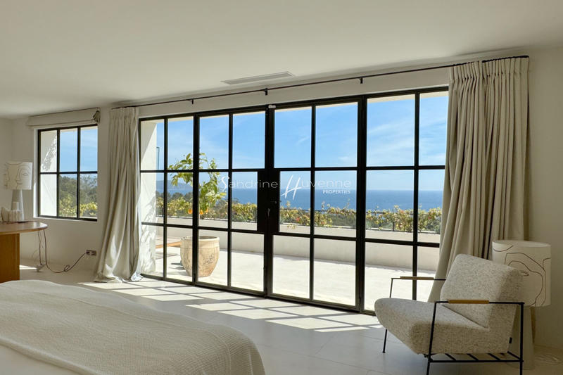 Villa - 370 m² - 7 pièces