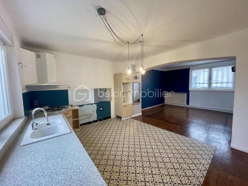 Maison - 80 m² - 4 pièces