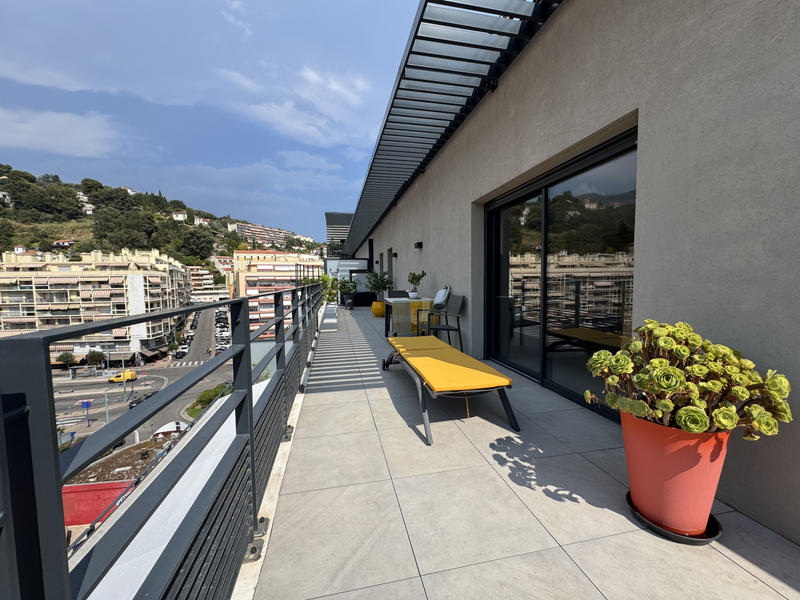 Appartement - 102 m² - 4 pièces