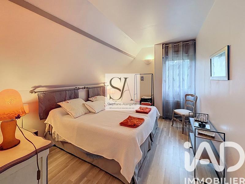 Maison - 160 m² - 5 pièces