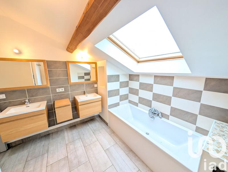 Maison - 155 m² - 5 pièces