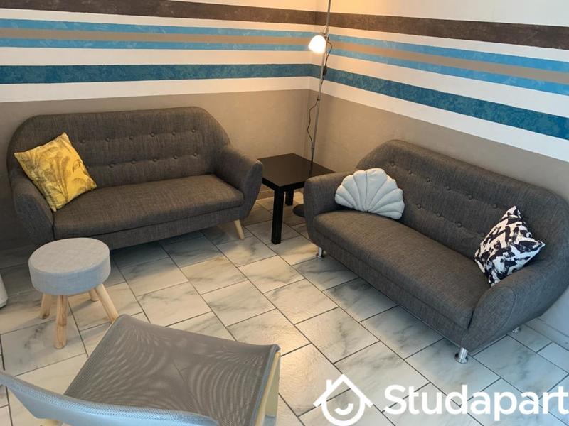 Chambre - 12 m² - 1 pièce