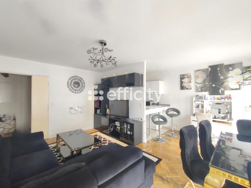 Appartement - 85 m² - 4 pièces