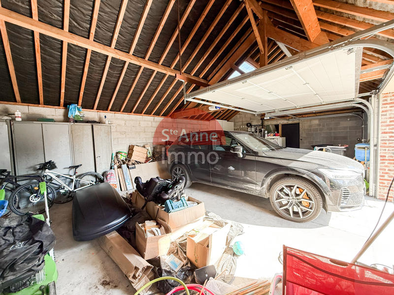 Maison - 230 m² - 6 pièces