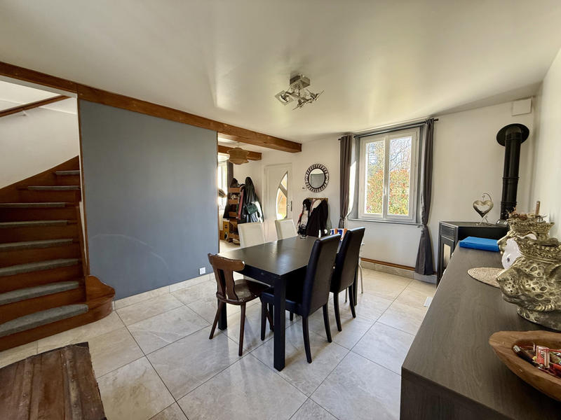 Maison - 95 m² - 4 pièces