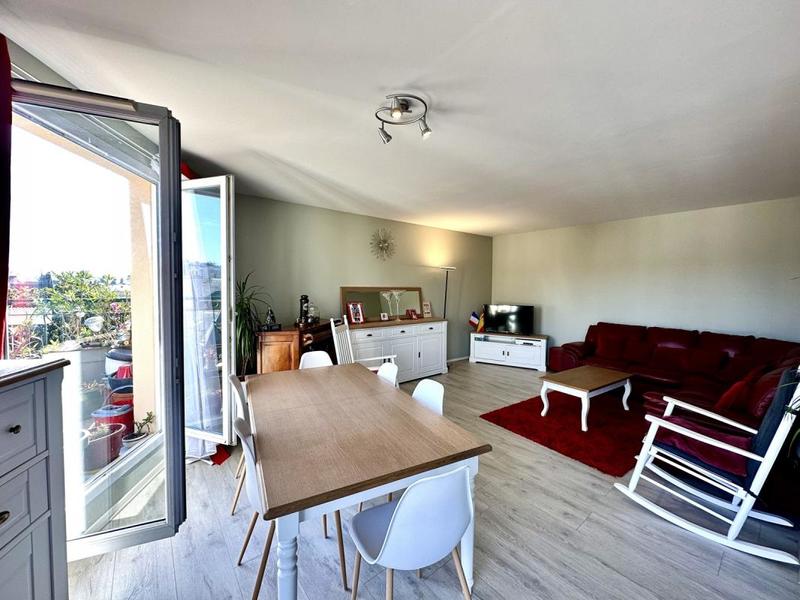 Duplex - 122 m² - 4 pièces