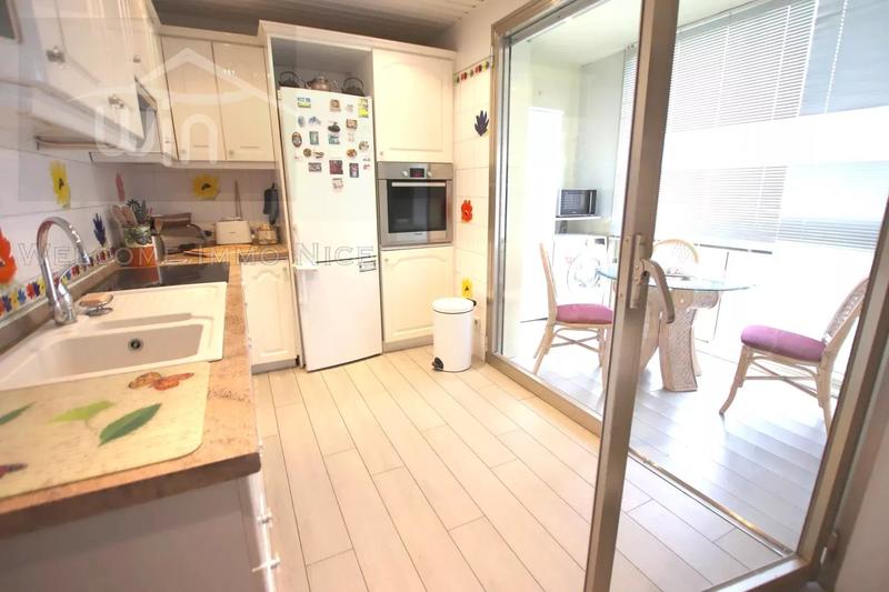 Appartement - 93 m² - 3 pièces