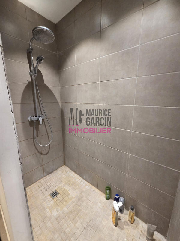 Maison - 99 m² - 4 pièces