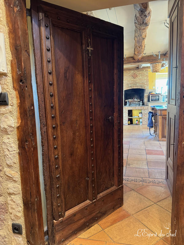 Maison - 330 m² - 9 pièces