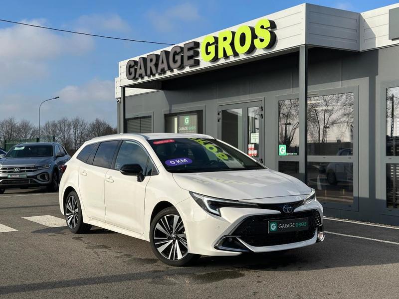 Toyota corolla touring sports Hybride 140ch Design