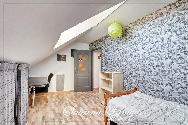 Appartement - 140 m² - 5 pièces