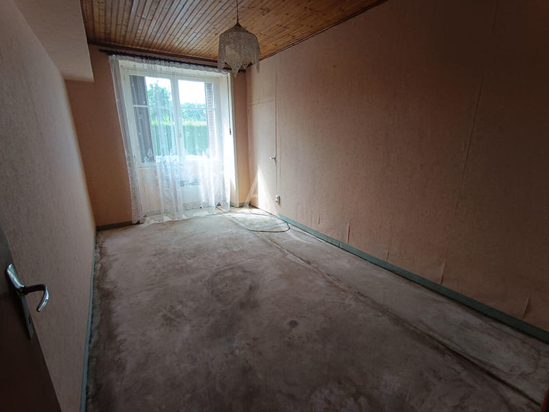 Maison - 97 m² - 5 pièces