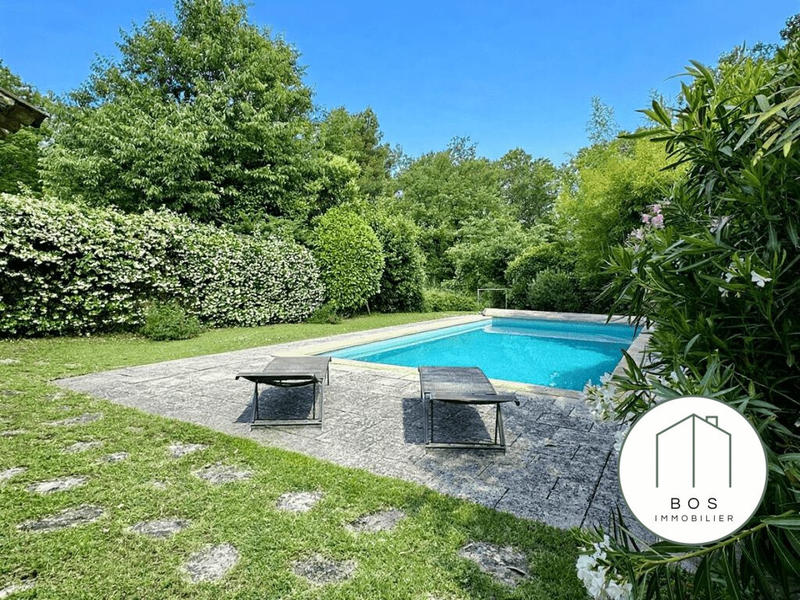 Maison - 189 m² - 5 pièces